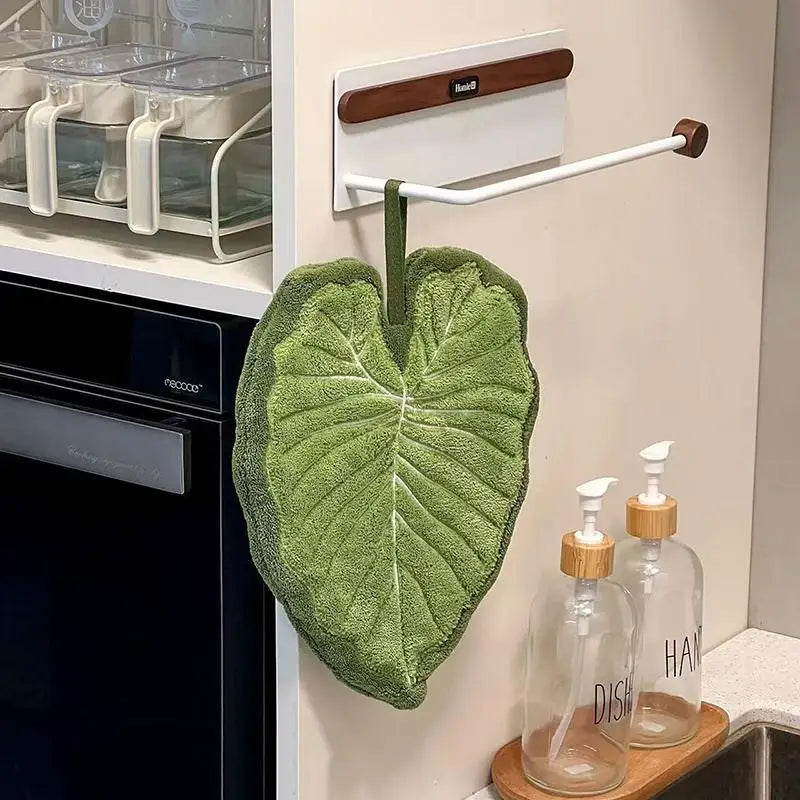 Leaf Hanging Hand Towel | Absorbent Coral Fleece Kitchen & Bath