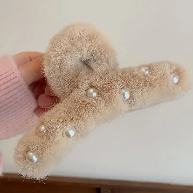 Sweet Hair Big Shark Clip Cute Pearl Plush Grab Clip At The Back of The Head Autumn and Winter Hair Accessories Hair Accessories Peaceful Pleasures Health and Wellness Khaki 14cm