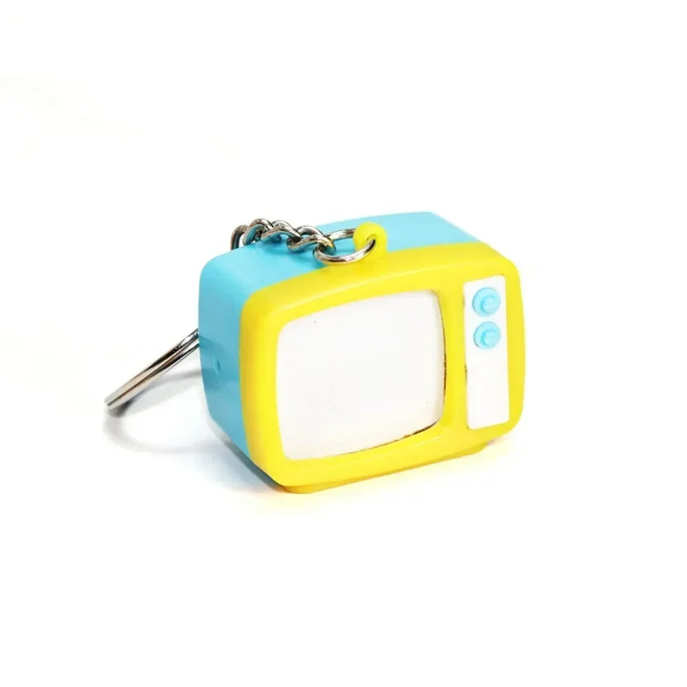 Retro TV Keychain – Mini LED Light & Sound Novelty Key Ring