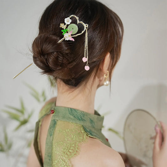 Chinese Style Hair Stick with Flower Decor Retro Floral Design Headwear with Tassel for Friends Girlfriend Wife Novel Gift Peaceful Pleasures Health and Wellness