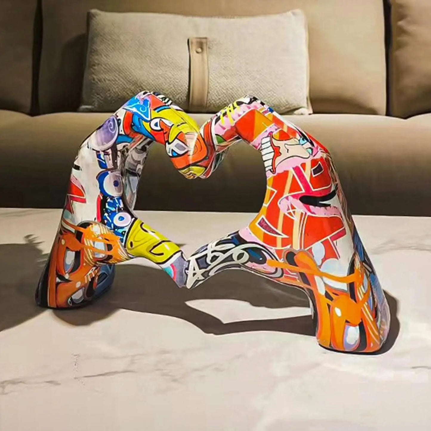 Creative Graffiti Resin Hand Heart Gesture Statue Home Decoration NordicHeart Shaped Statue For Girlfriend Valentine Day Gift Peaceful Pleasures Health and Wellness