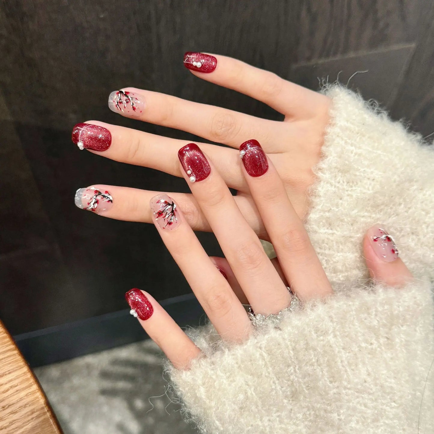 Handmade Press-On Nails Lamei Flower Red Cat Eye | YADORNOS