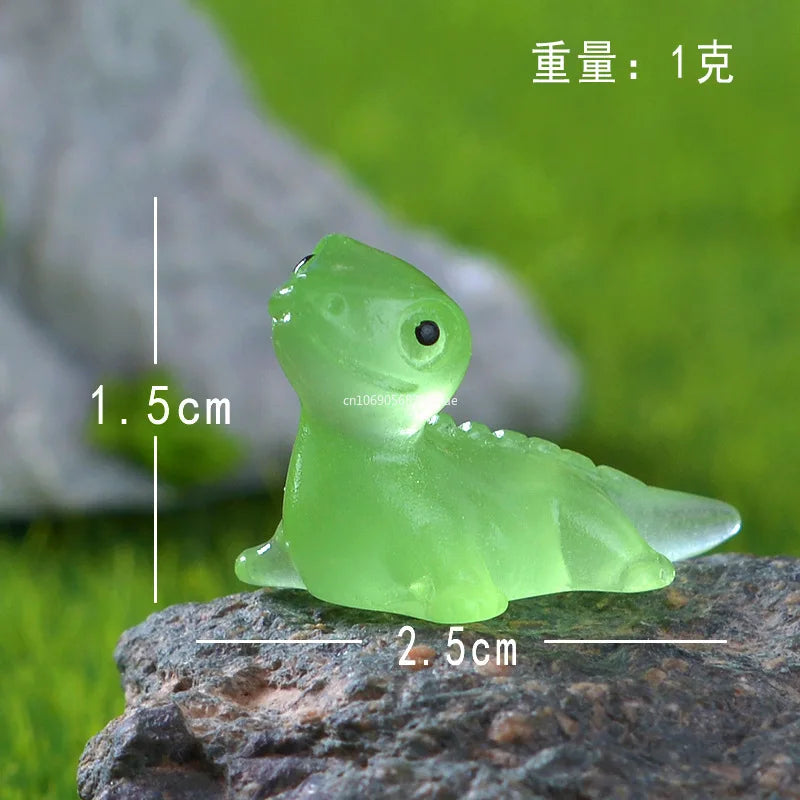 1PCS Mini Lizards Glow At Dark Vivarium DIY Accessories Mimiature Figurines Fairy Garden Decoration Kawaii Animals Ornament Peaceful Pleasures Health and Wellness