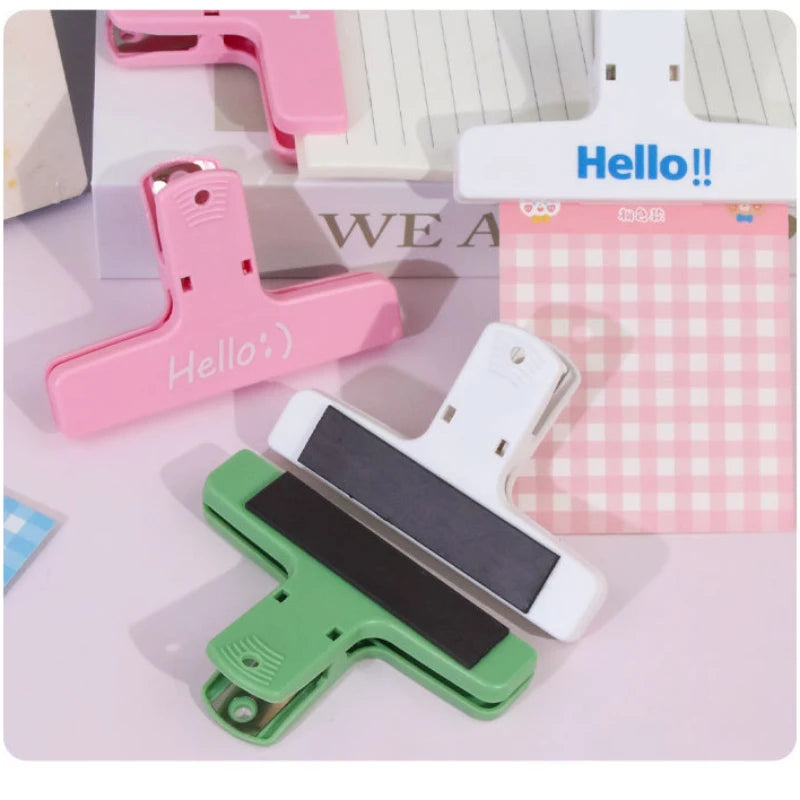 [Color random] 3Pcs Magnetic Clip kitchen Food Snack sealing seasoning Plastic Clip Office Supply for Documents Bills Stationery Peaceful Pleasures Health and Wellness