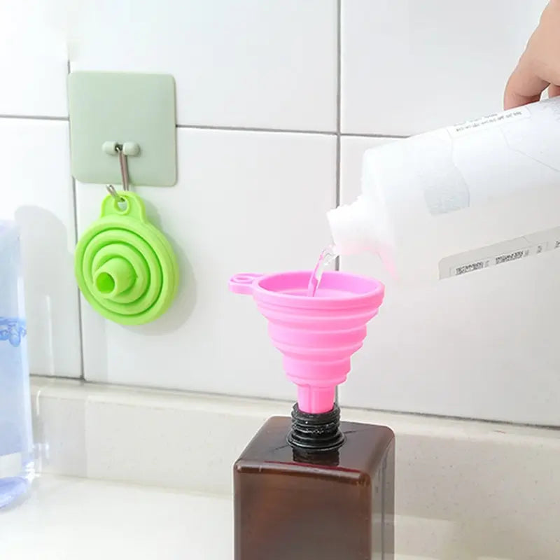 Household Telescopic Funnel Kitchen Packaging High Temperature Resistant Funnel Engine Funnel Car Universal Silicone Liquid Funn Peaceful Pleasures Health and Wellness