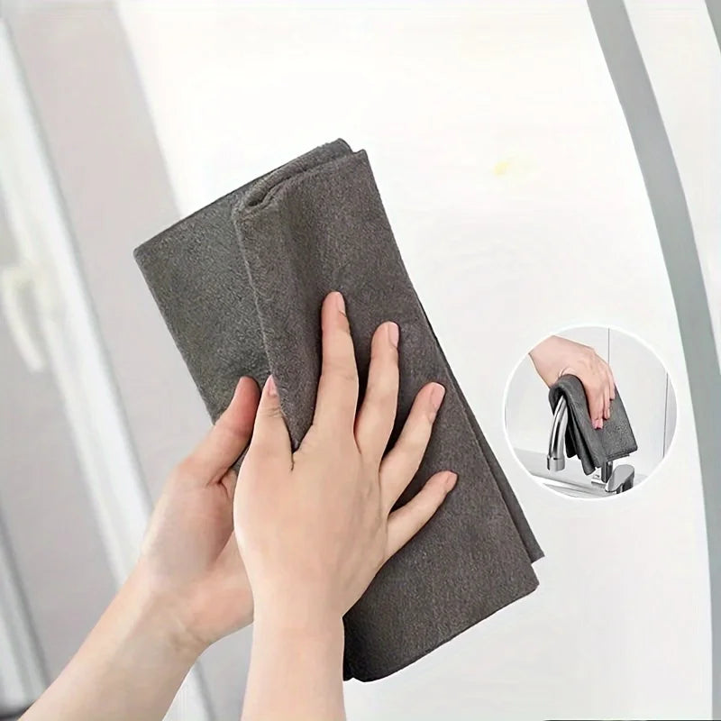 5Piece Magic Cleaning Cloth，Window Cleaning No Trace Left，Waterless Printing Wipe Glass Wiper Mirror Artifact 7.87Inch/9.84Inch Peaceful Pleasures Health and Wellness