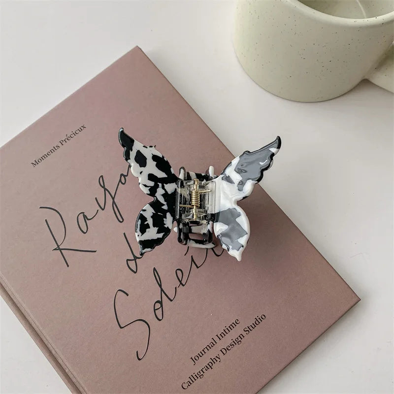 Butterfly Hair Claw Clip – Retro Colorful Acetate Clamp
