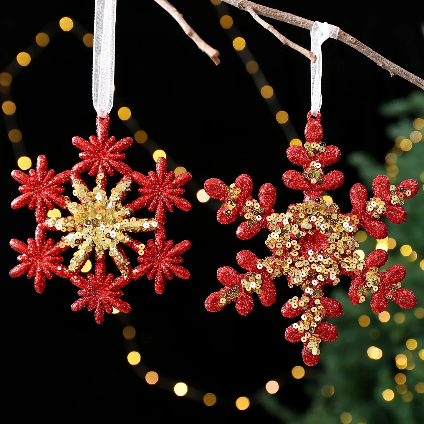 Red Glitter Christmas Tree Pendant – Gold Sequins & Snowflake