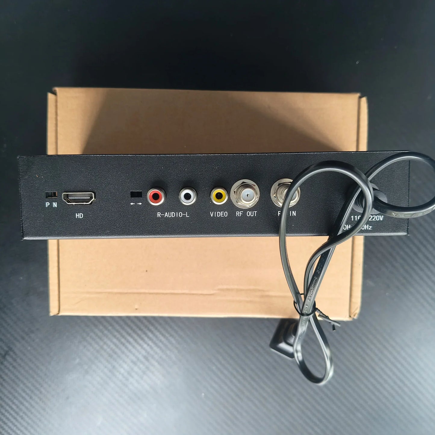 Tuoying YB8032 HD/AV to RF Analog TV Modulator PAL NTSC SECAM