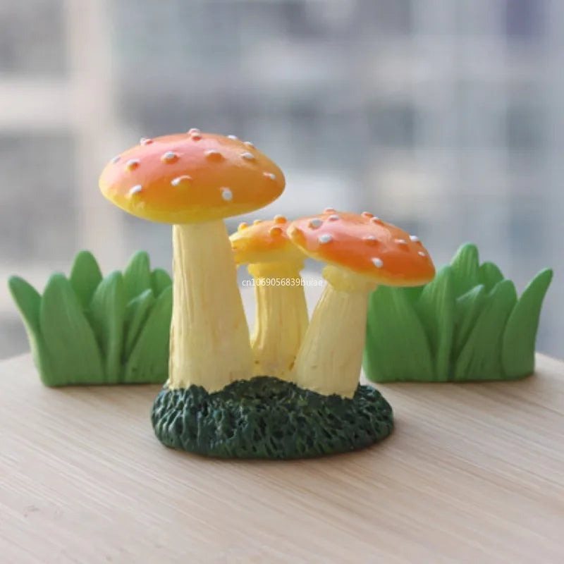 Mini Resin Mushroom Shaped Statue Waterproof Miniature Gifts for Patio Bonsai Dollhouse Fairy Garden Desk Decoration Home Decor Peaceful Pleasures Health and Wellness