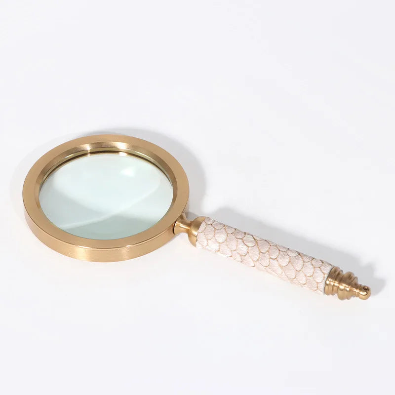Horse Hair Decoration, Antique Bronze Magnifying Glass, Home Sample Room Decoration, Office Decoration Peaceful Pleasures Health and Wellness WHITE