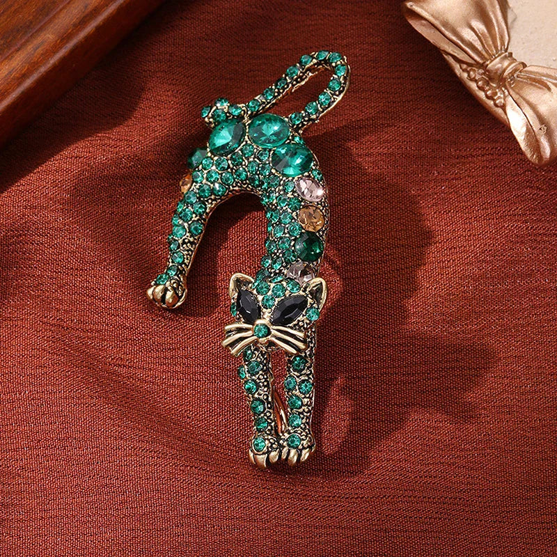 Colorful Lazy Cat Brooch | Elegant Zinc Alloy Cat Pin
