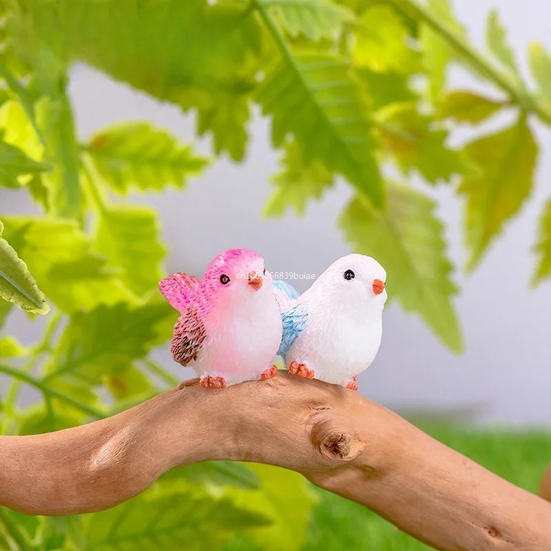 1pcs Miniature Bird Figurines, Mock Animal Toy Mini Cute Pet ModelFor Fairy Garden, Moss Micro Landscape Home Accessories Fairy Peaceful Pleasures Health and Wellness