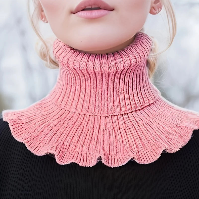 Women's Knitted False Collar Scarf – Ruffle Edge Black & White