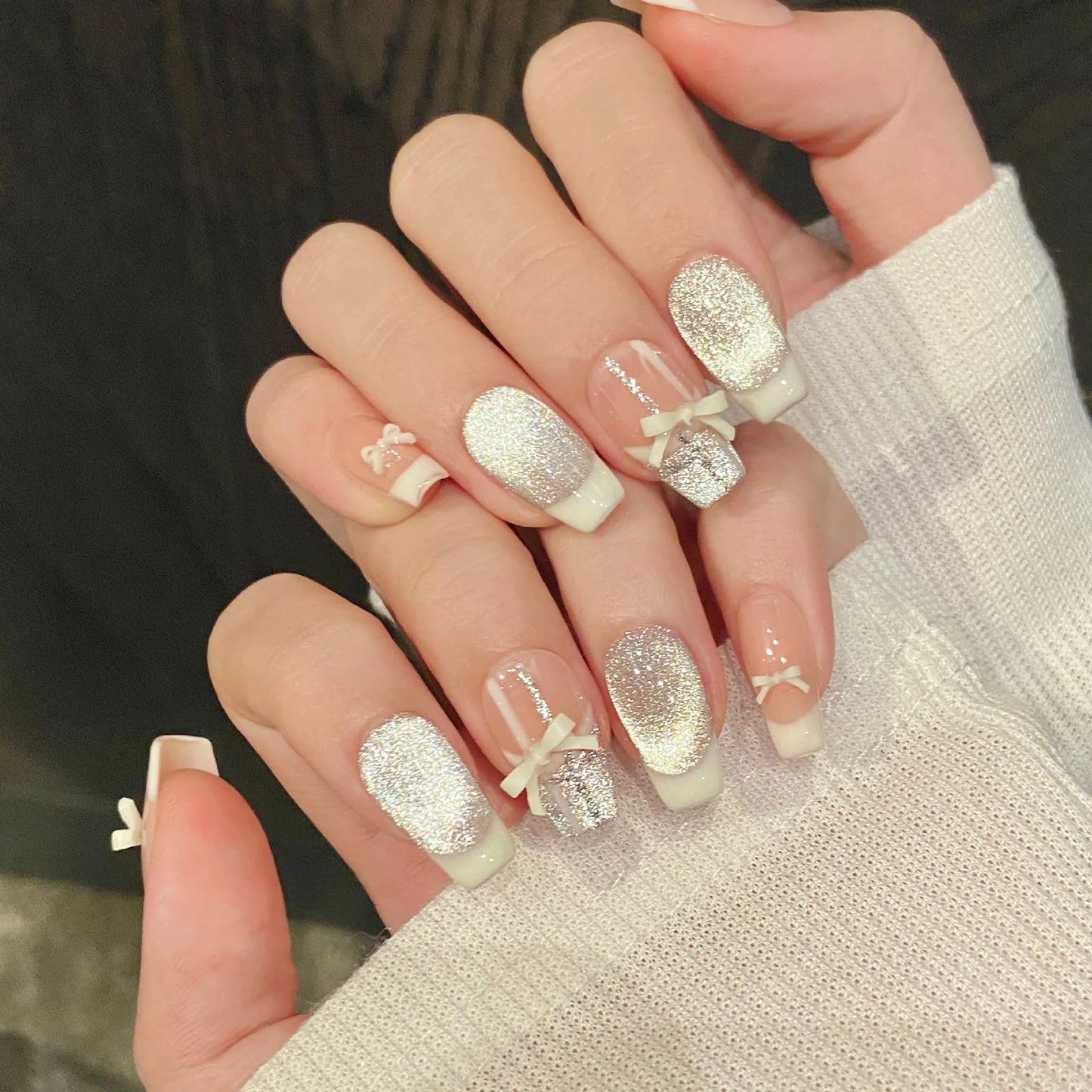 French Press-On Nails Cream White Bow Cat Eye – 10pcs Set