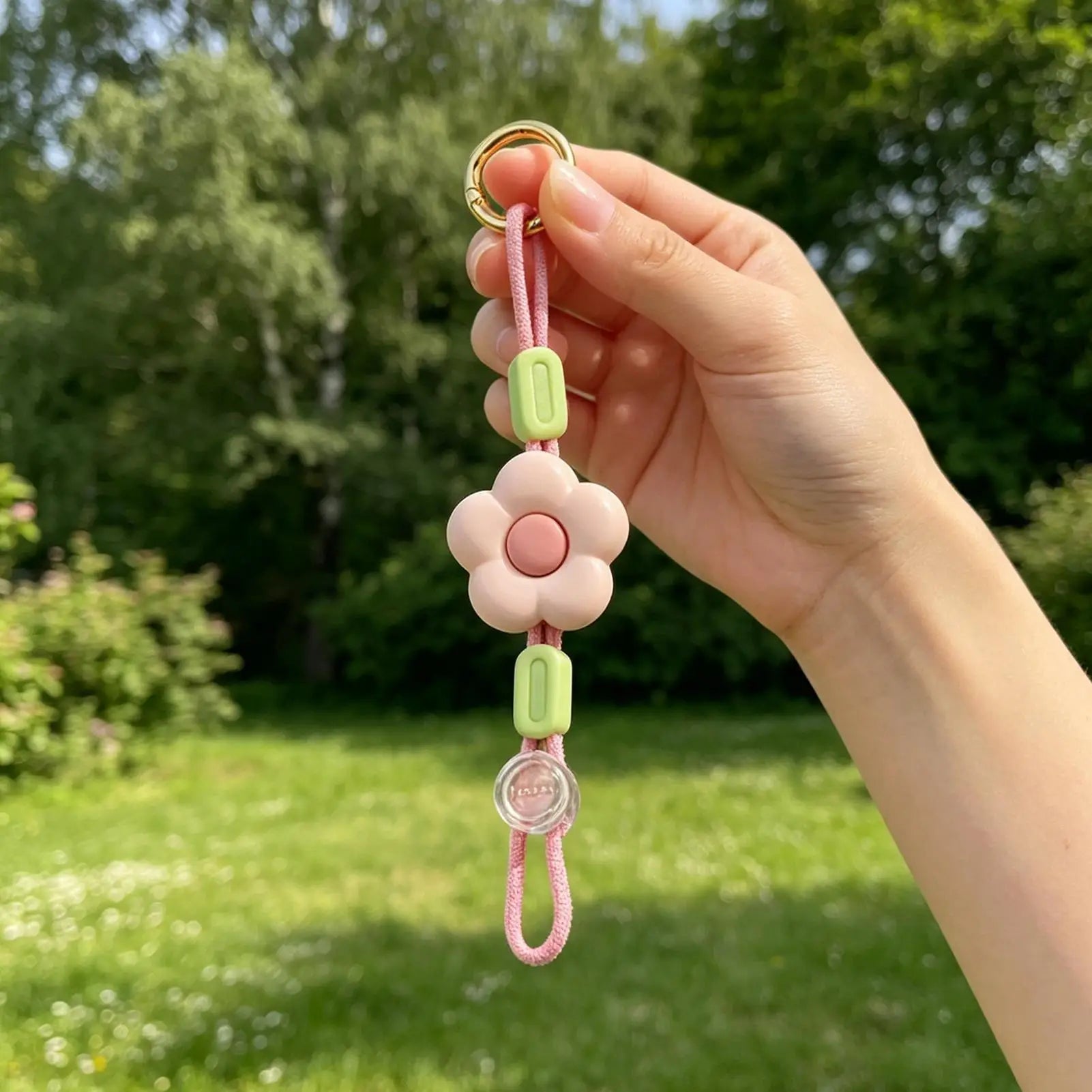 Flower Hat Clip for Travel – Adjustable Anti-Loss Cap Carrier Travel Hat Clip Peaceful Pleasures Health and Wellness