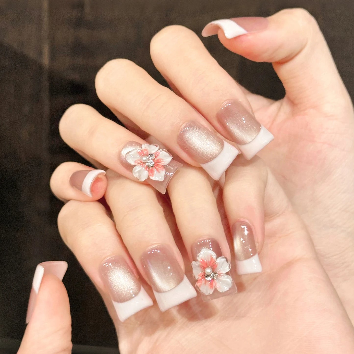 10pcs Duckbill Handmade Press On Nails Ice Through Cat's Eye False Nail With 3D Flower Decor Wearable Elegant Pink French Tips Peaceful Pleasures Health and Wellness