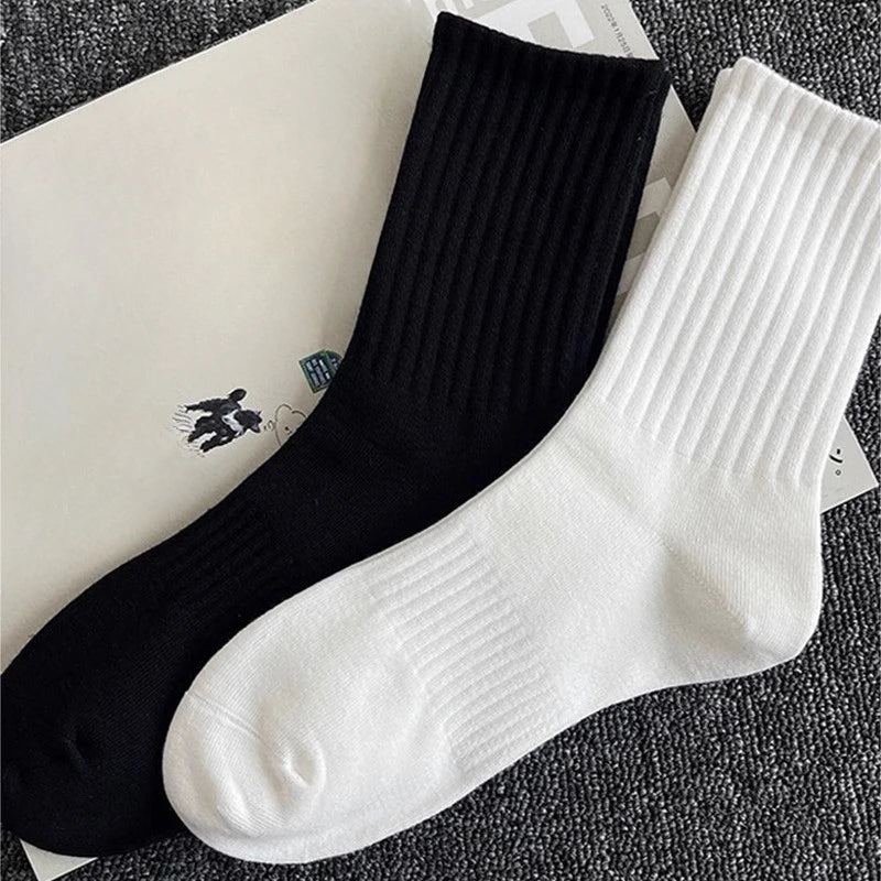 8/4 Pairs of Fashionable Classic Women's Mid-Calf Socks, Black and White Sports Socks, Suitable for Both Men and Women, Large Size Women's Socks: Size 36-43, Soft and Breathable for Spring, Summer, and Autumn, Simple Style, S Peaceful Pleasures Health and Wellness