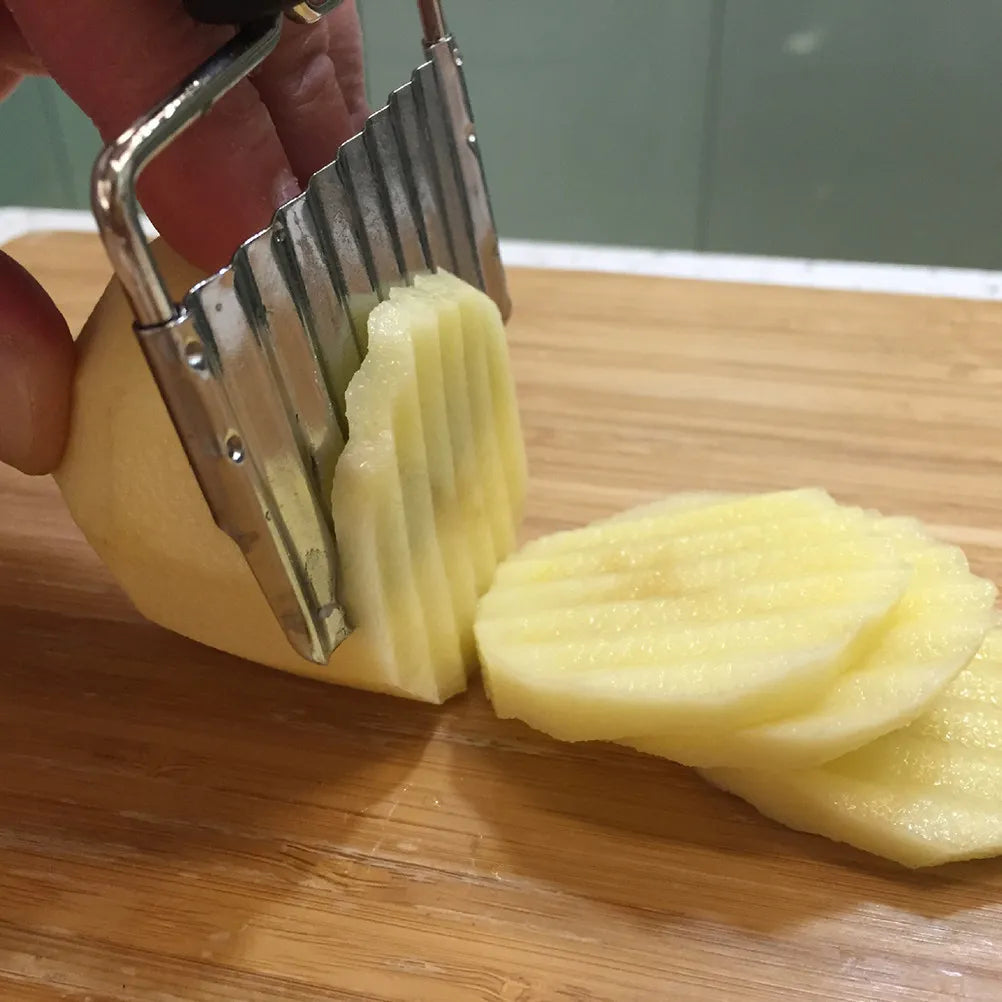 Professional Crinkle Fry Cutter Stainless Steel Wavy Knife for Potato Vegetable Fruit Soap Slicing Effortless Food Prep Compact Peaceful Pleasures Health and Wellness