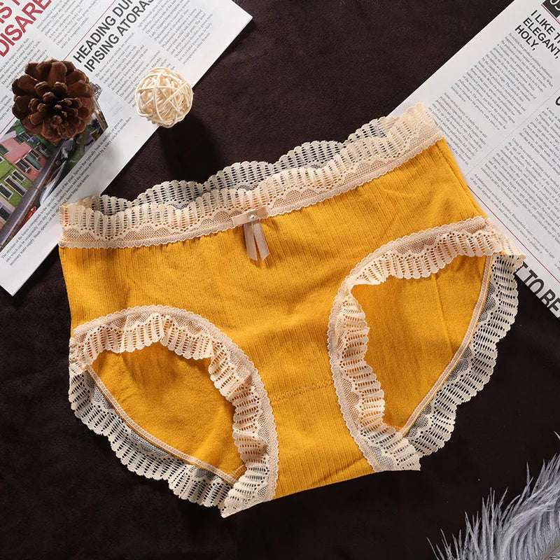 Women's Lace Seamless Briefs | Cotton Crotch Mid-Waist Panties
