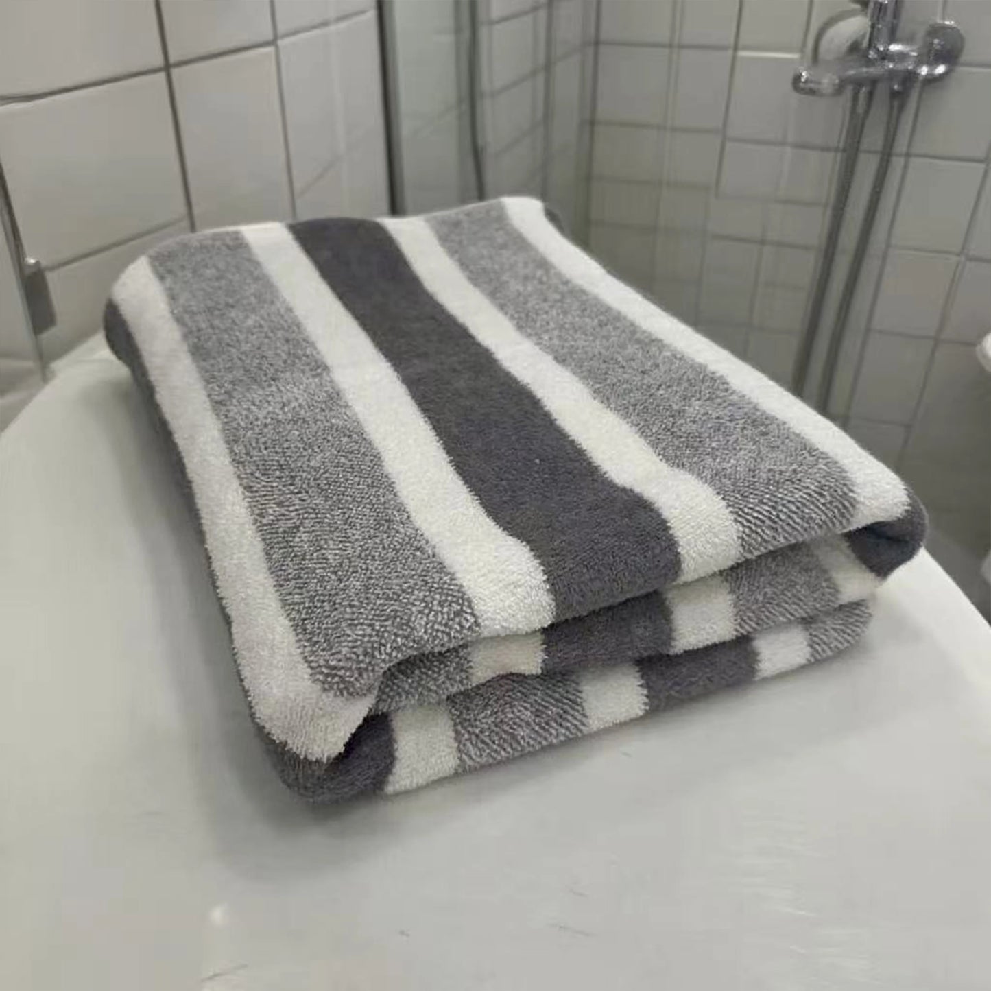Thick Bath Towel – Absorbent, Quick Dry, Non-Shedding