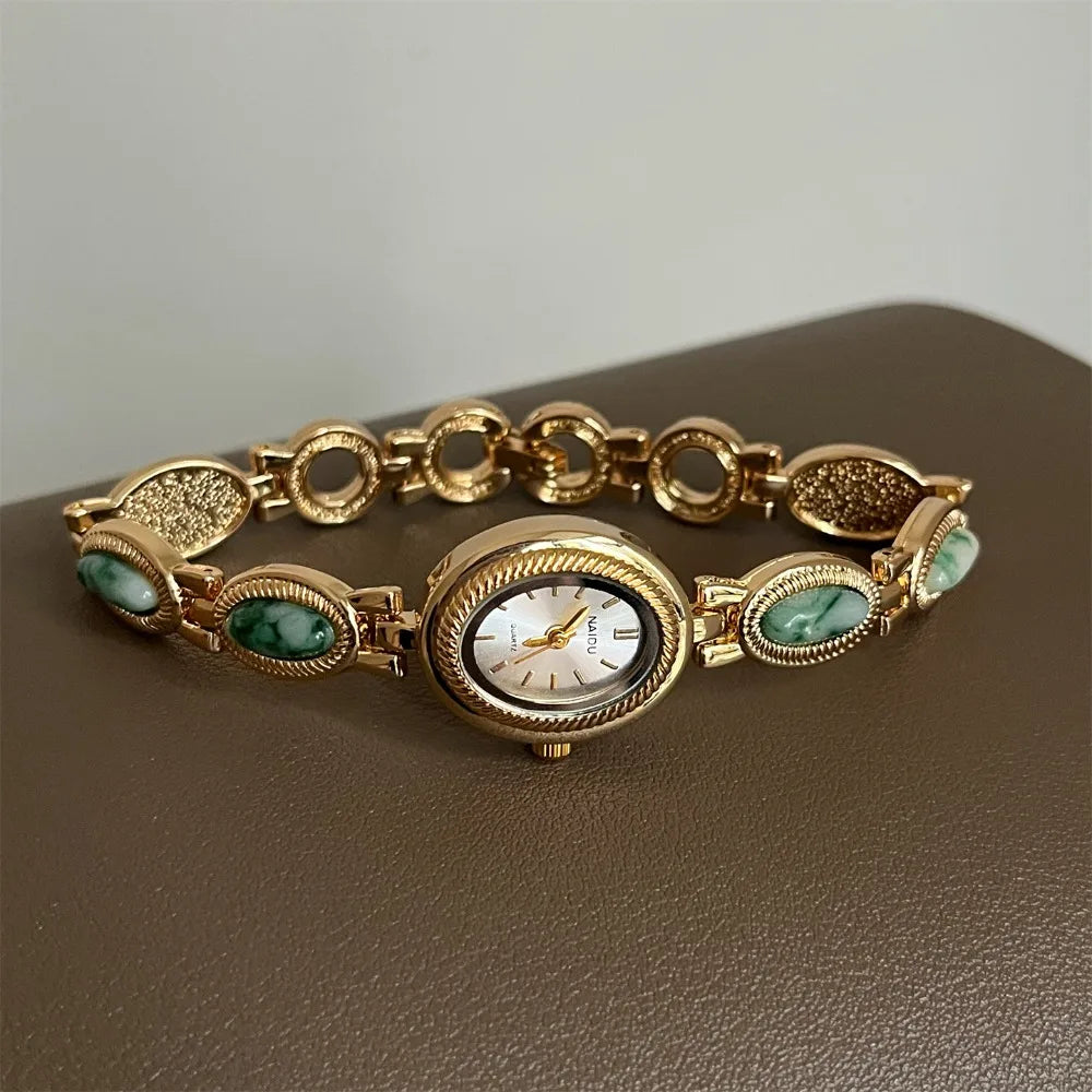 Oval Gemstone Ladies Quartz Watch – Elegant Jade Bracelet