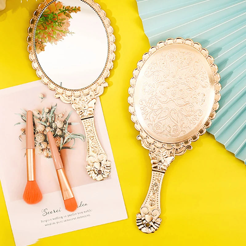 Rose Gold Portable Vintage Makeup Mirror Hand Hold Oval Round Mirror Noble Restore Ancient Ways Court Mirror Beauty Tool Peaceful Pleasures Health and Wellness