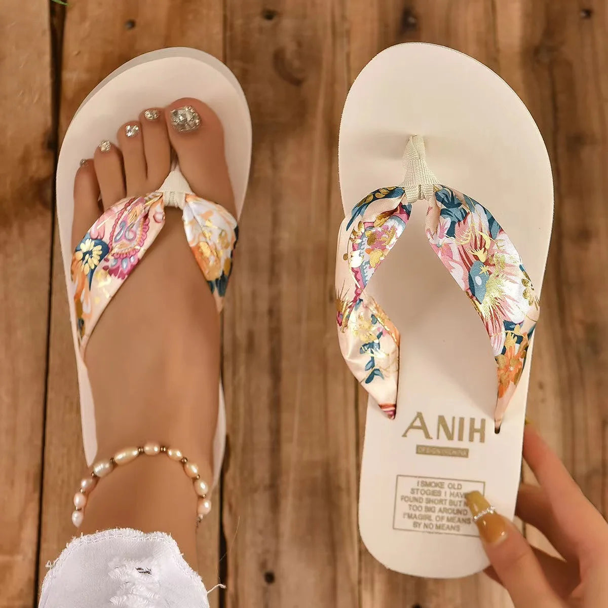 Women's Summer Flat Flip Flop Slippers – Beach & Indoor Slides