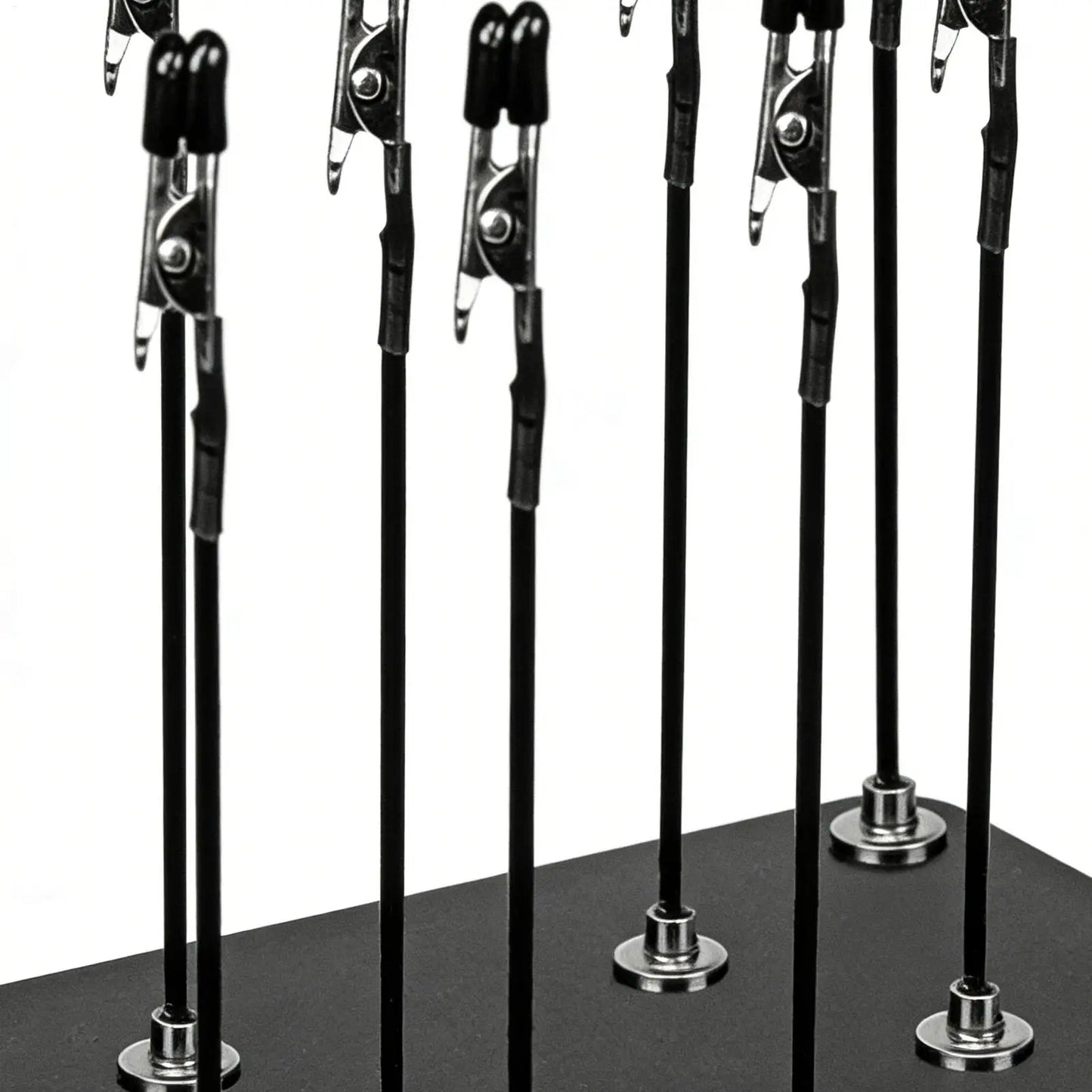 Magnetic Hobby Painting Stand with 12 Bendable Alligator Clips