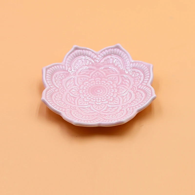 1Pcs Ceramic Jewelry Display Tray Holder Organizer Storage Irregular Disk Plate Ring Bracelet Necklace Jewelry Decoration Peaceful Pleasures Health and Wellness Pink
