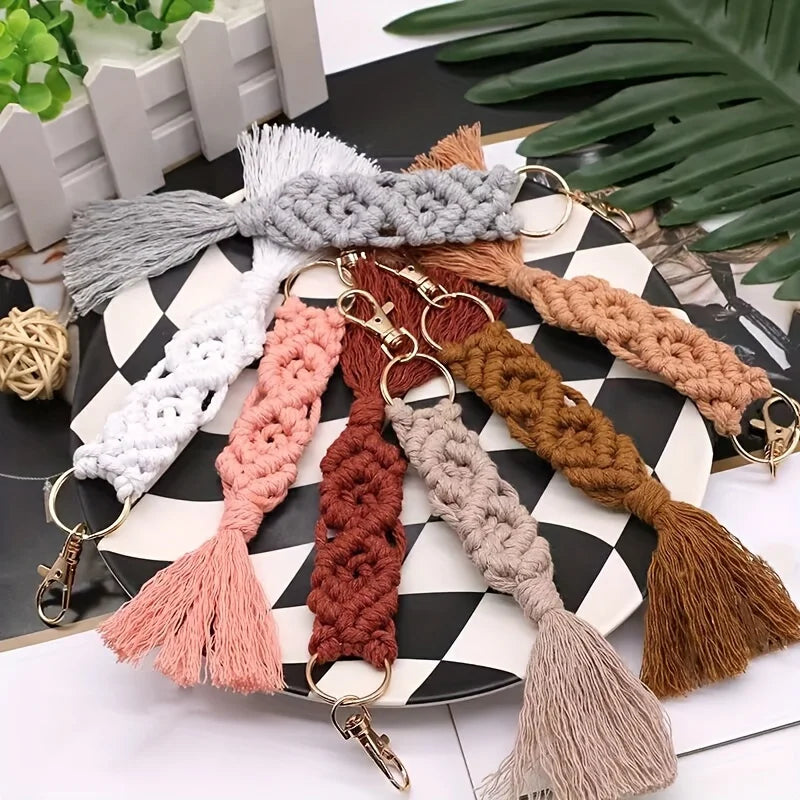 1 Piece, Cotton String Handmade Woven Keychain Pendant Creative Keychain, Backpack Pendant, Bag Ornaments, Birthday Gift, Party Peaceful Pleasures Health and Wellness