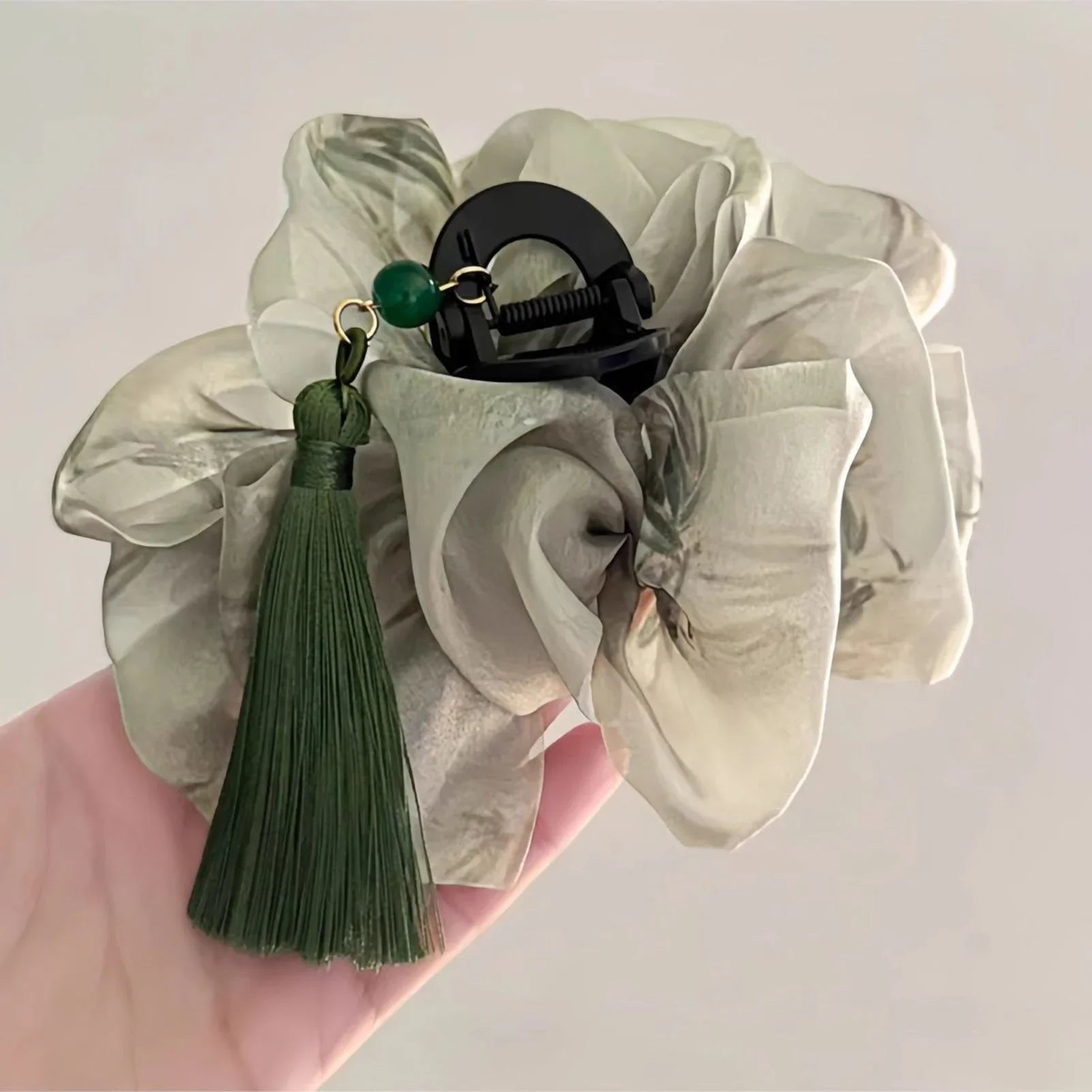 tassel cloud mesh grab clip new Chinese-style fashionable shark clip Retro travel hairpin Women Cheongsam Dress Hair Accessory Peaceful Pleasures Health and Wellness