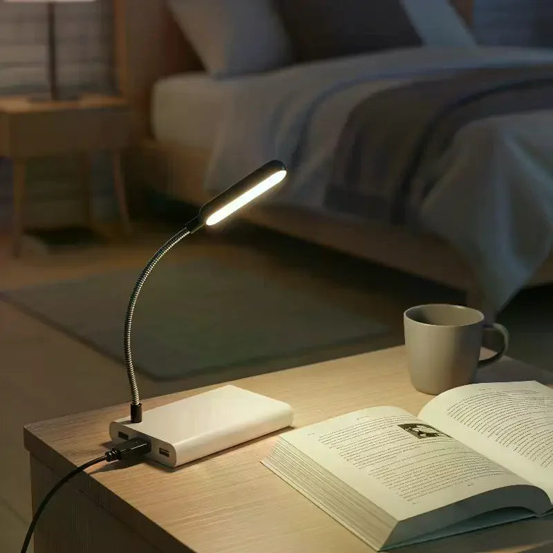 Mini USB LED Reading Light – Flexible Gooseneck Lamp for Laptop