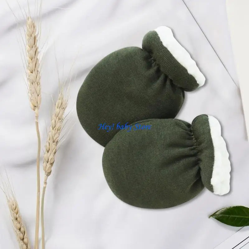 Anti-Scratch Baby Mittens | Soft Lamb Wool Newborn Gloves