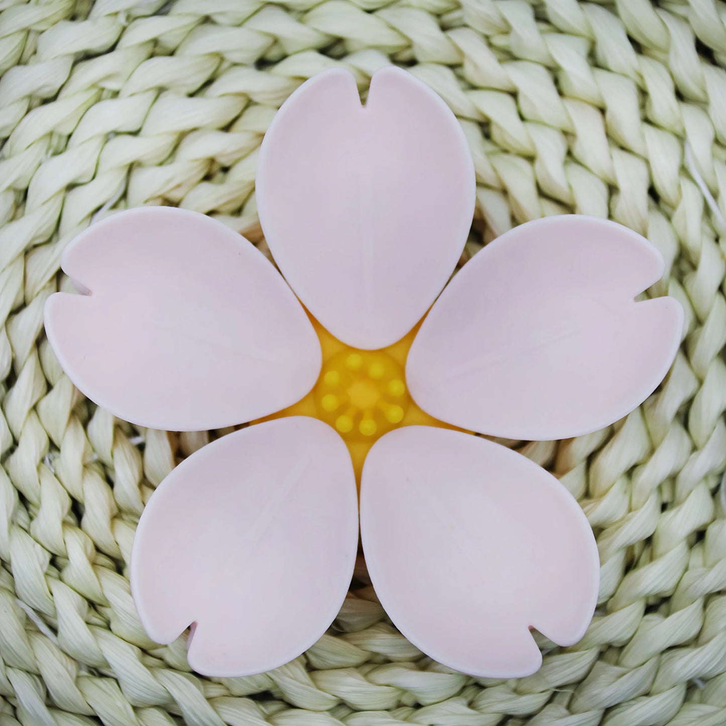 Cherry Blossom Magnetic Food Bag Sealing Clip | Fridge Magnet