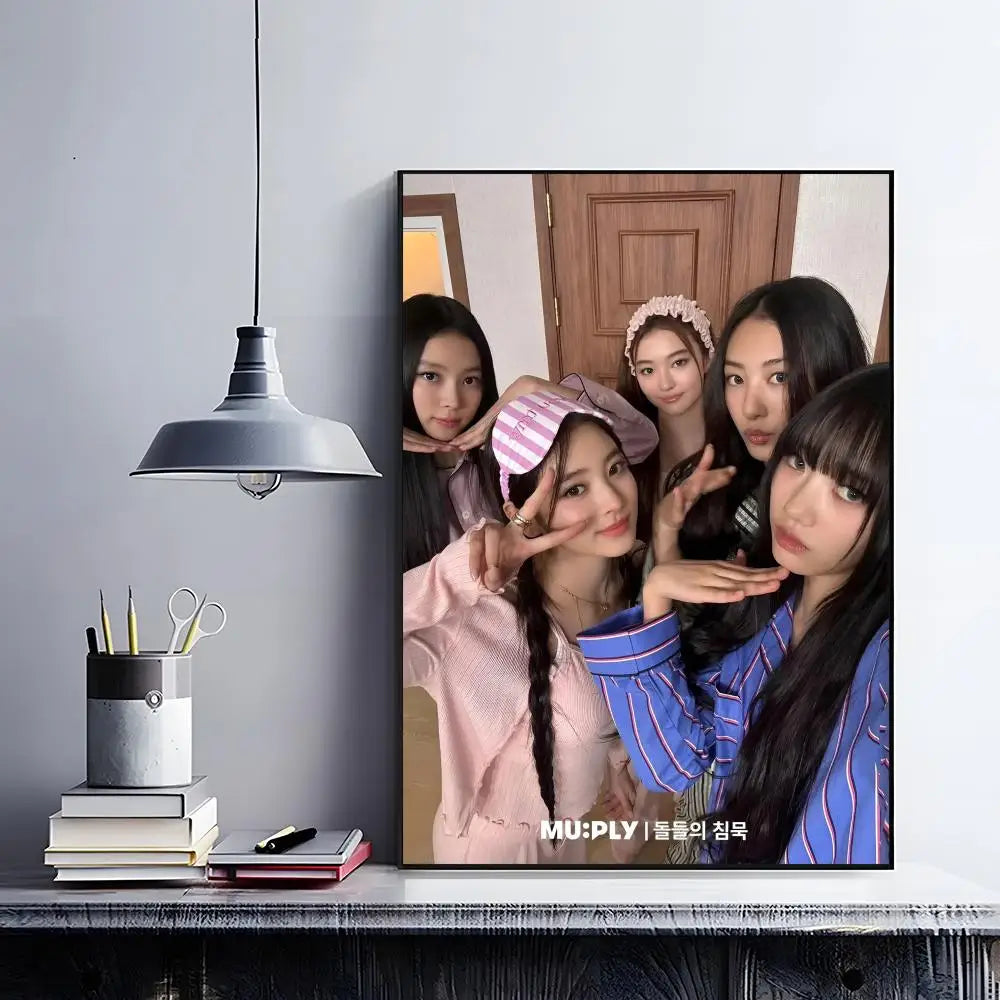 Kpop M-meovv HD Waterproof Self-Adhesive Wall Art Poster Wall Art Poster Peaceful Pleasures Health and Wellness Black3 40X50cmNoframe