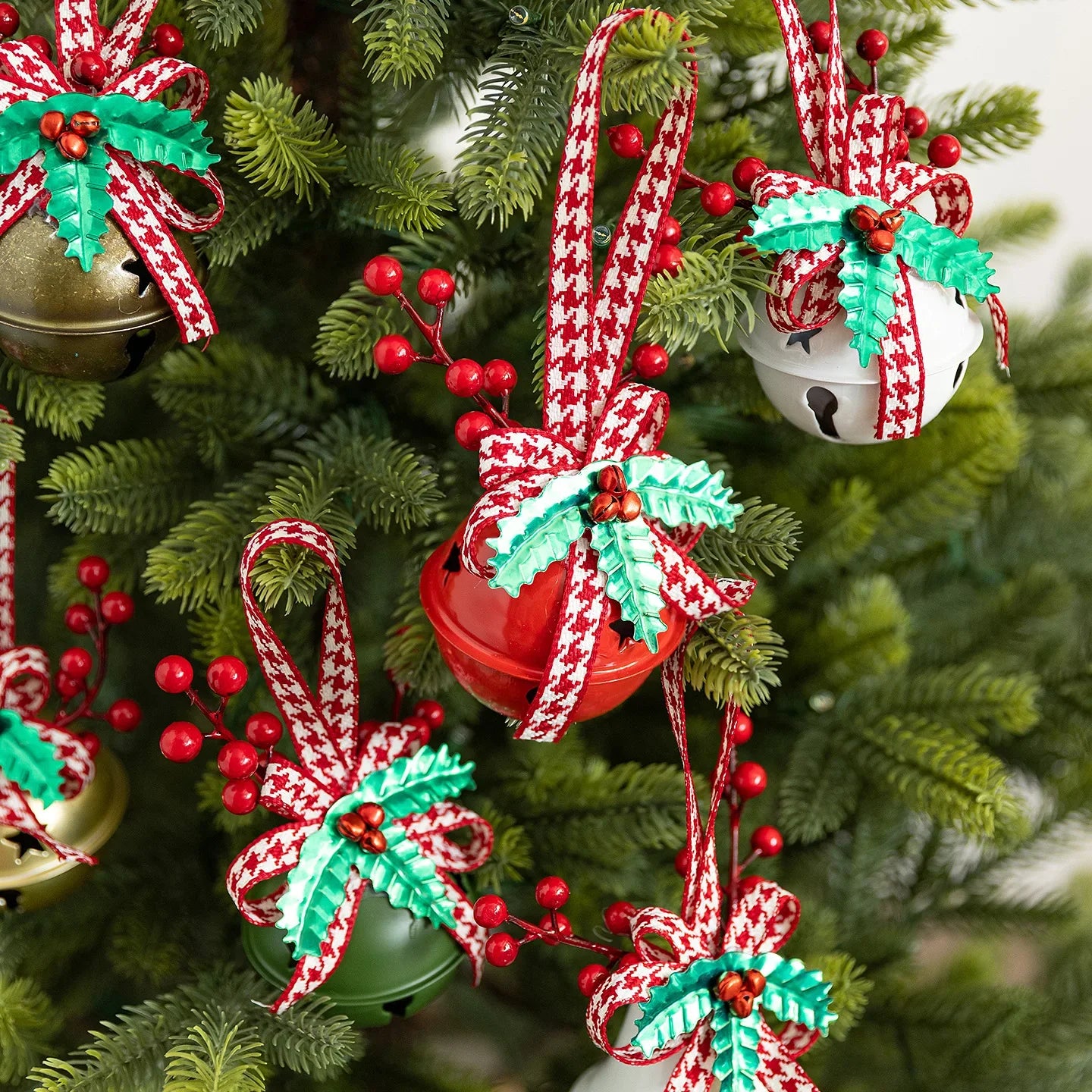 Christmas Bow with Bells – DIY Gift Bow & Tree Ornament