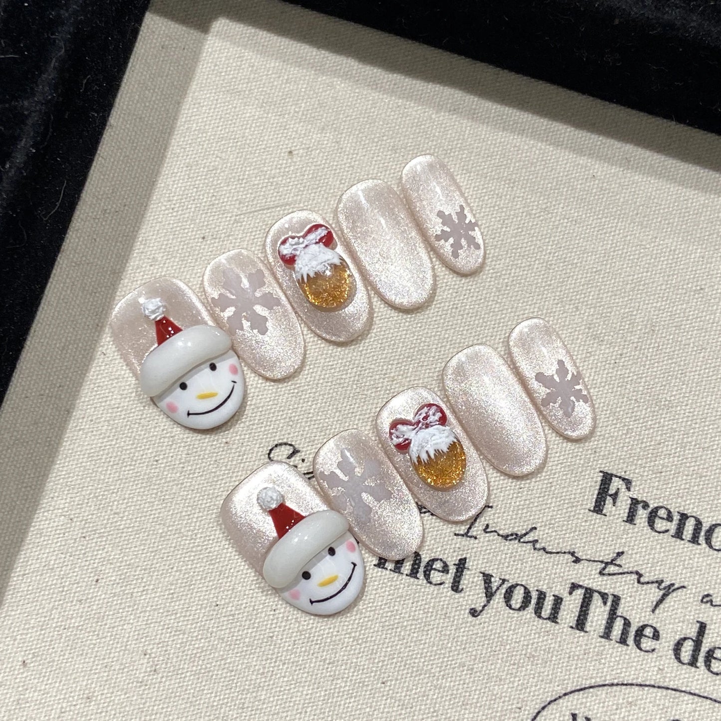Christmas Press-On Nails 3D Snowman Crystal Cat's Eye 10pcs