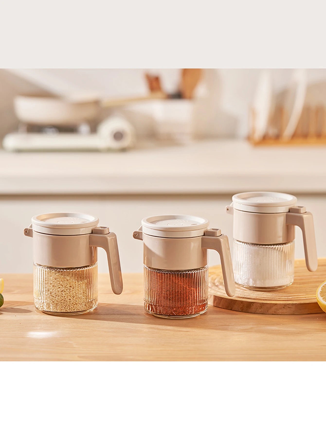 1Pcs Kitchen Dual-Purpose Salt Seasoning Shaker Bottle Kitchen Household Condiment Container Glass Chili Spice Utensils Peaceful Pleasures Health and Wellness