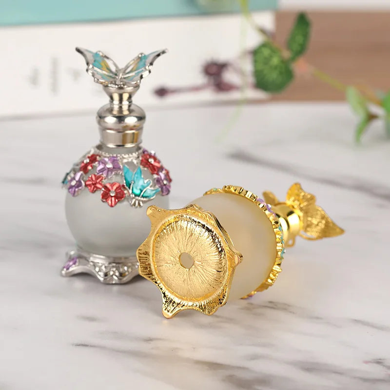 YU FENG Beautiful Butterfly Glass Perfume Bottles Bundle Peaceful Pleasures Health and Wellness