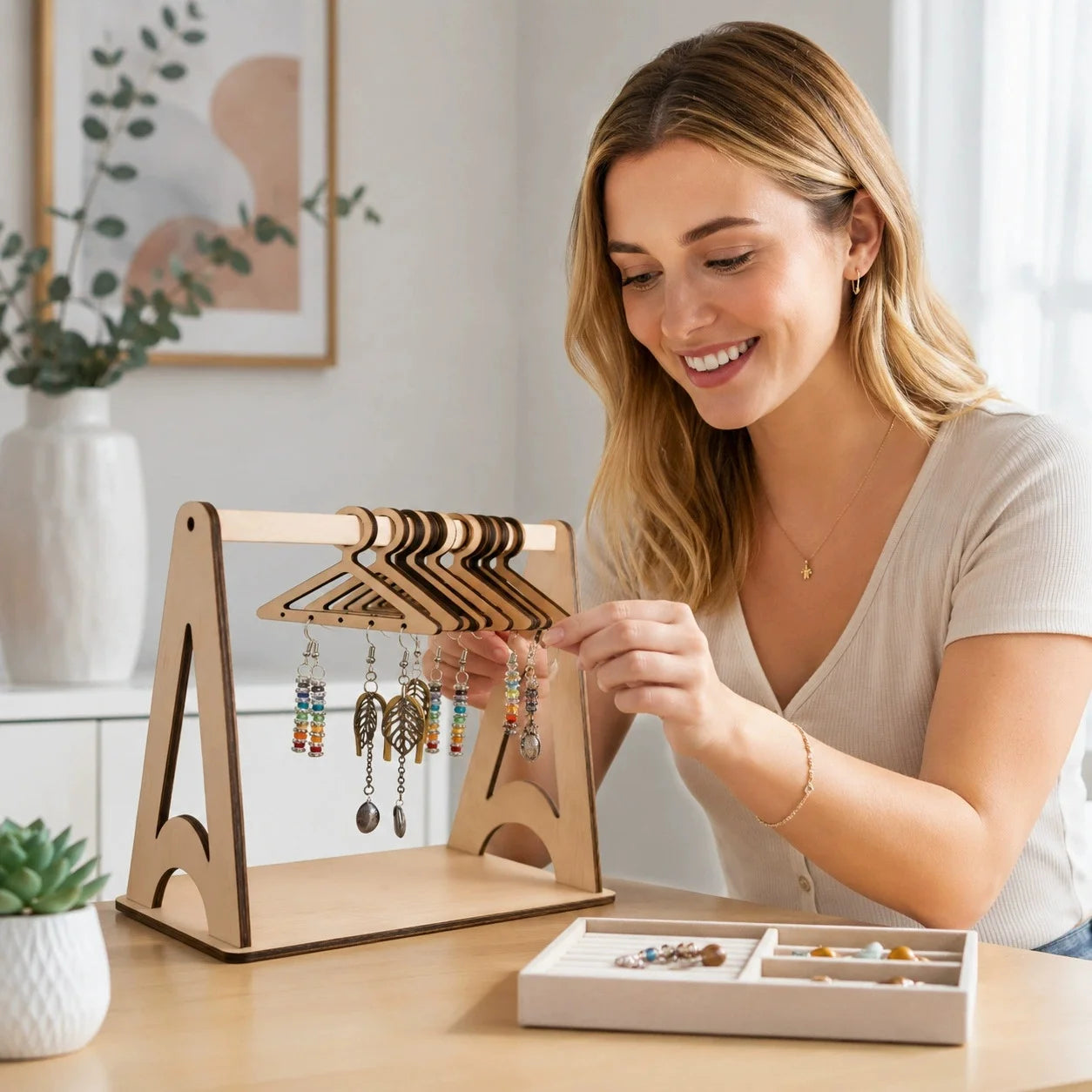 Rustic Wood Jewelry Organizer Stand – Earrings, Necklace & Ring