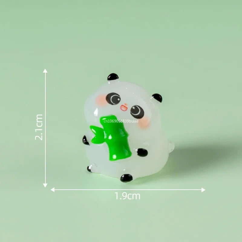 1Pcs Panda Resin Figurine Animal Model DIY Home Decor Miniature Fairy Garden Decoration Accessories Modern Desk Decoration Peaceful Pleasures Health and Wellness