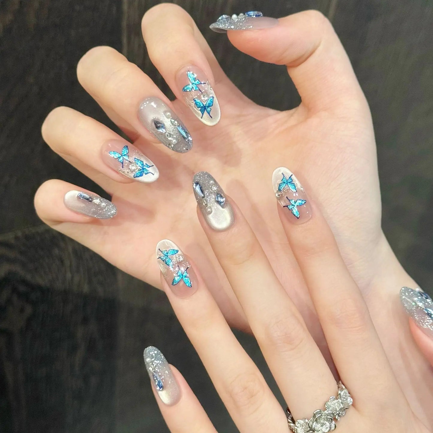 10pcs Handmade Glitter Gradient Press on Nails Sea Blue Butterfly Cat's Eye Fake Nails Wearable Diamond Decor False Nails Tip Peaceful Pleasures Health and Wellness