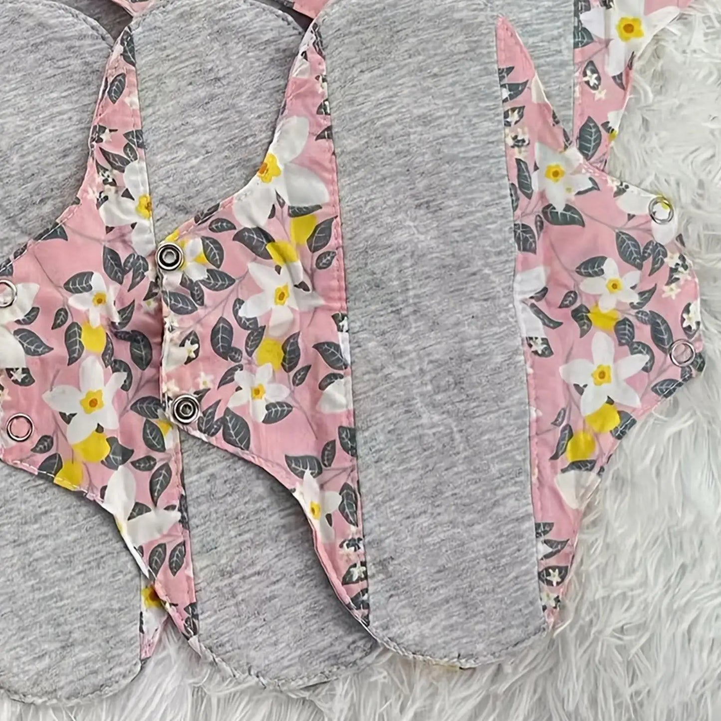Reusable Cloth Menstrual Pads 4-Pack | Washable & Breathable
