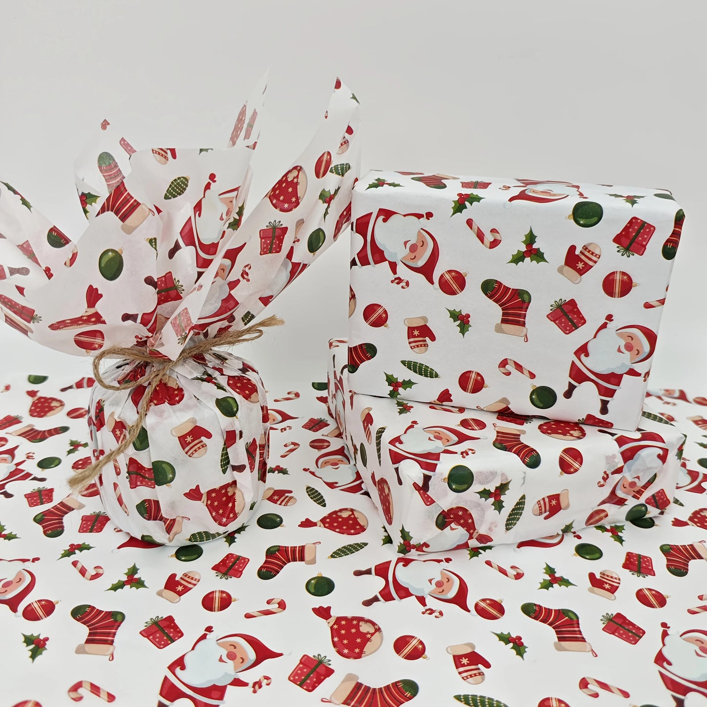 Christmas Tissue Paper 10/20 Sheets – Santa & Holiday Patterns