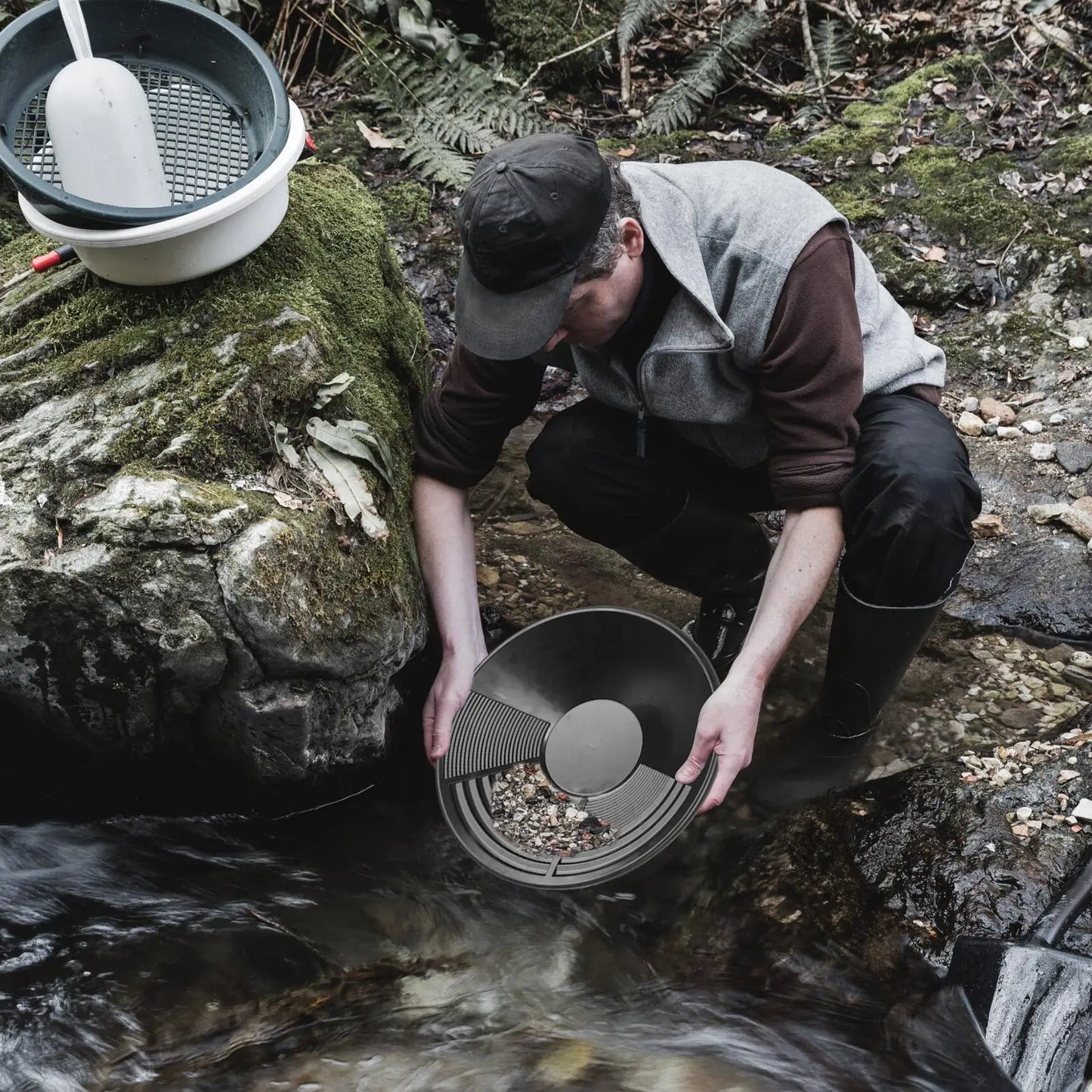 Hot Sale Plastic Gold Pan Basin Gold Mining Pan Ergonomic Gold Panning Tool Gold Pan Mining Tool Gold Panning Equipment Peaceful Pleasures Health and Wellness