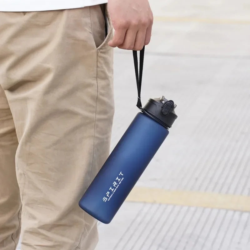 750ml BPA-Free Sports Water Bottle with Straw & Carry Cord