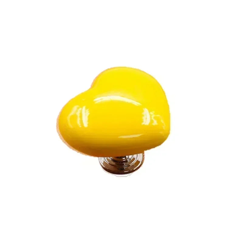 Heart Shape Toilet Flush Button Presser – Nail-Friendly Decor