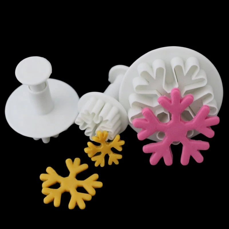 3pcs/set Snowflake Plunger Cutter Mold Fondant Cake Decoration Mould Sugar Clay Crafts Baking Tools Christmas Party Kitchen Tool Peaceful Pleasures Health and Wellness