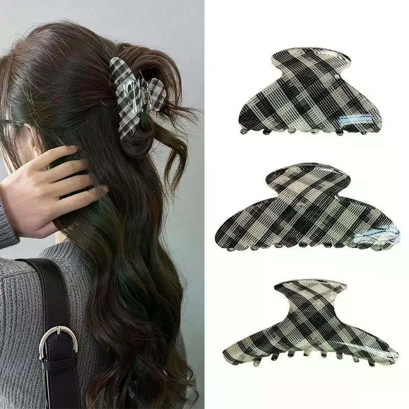 Classic Plaid Hair Claw Clip – Strong Hold for Women & Girls